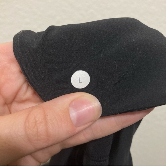 Lululemon Men’s athletic shorts Black Size Large - Picture 8 of 8